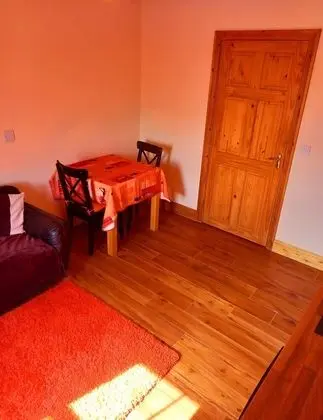 Apart Daire, 1 Büyük (Queen) Boy Yatak