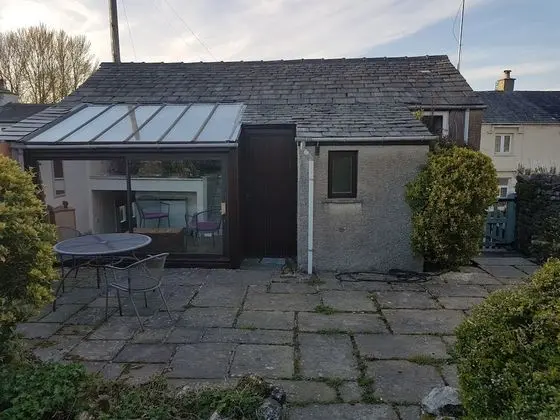 Kır Evi, 1 Büyük (Queen) Boy Yatak ve Çekyat