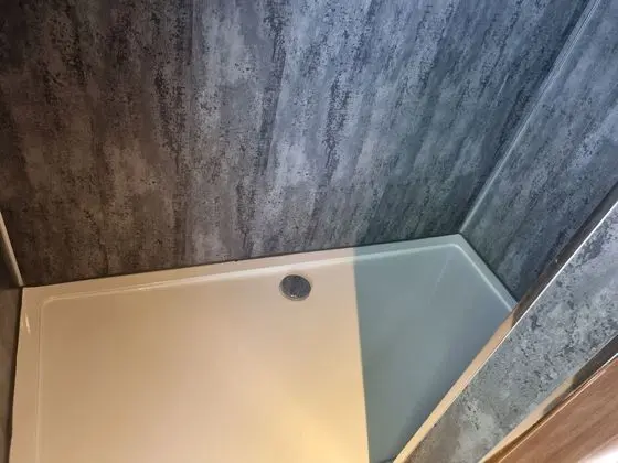 Kır Evi, 1 Büyük (Queen) Boy Yatak ve Çekyat
