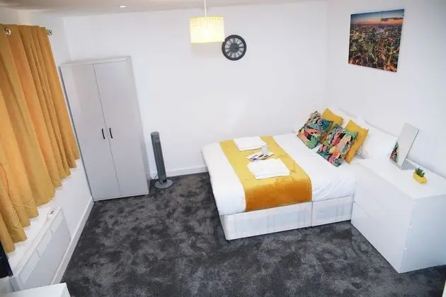 Apart Daire, 2 Büyük (Queen) Boy Yatak