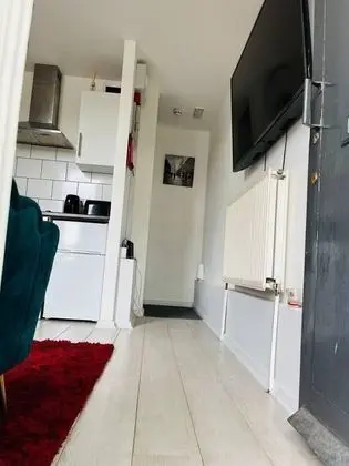 Ev, 2 Büyük (Queen) Boy Yatak