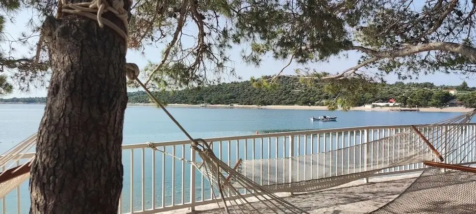 Ev, 2 Büyük (Queen) Boy Yatak