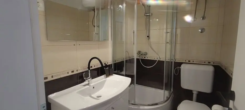 Ev, 2 Büyük (Queen) Boy Yatak