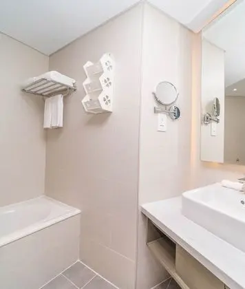 Signature Apart Daire, 2 Yatak Odası, Kanal Manzaralı
