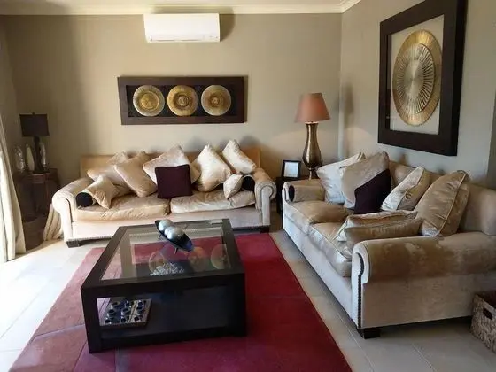 Villa, 3 Yatak Odası, Şömine