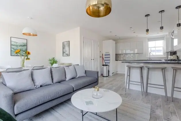 Ev (3 Bedrooms)