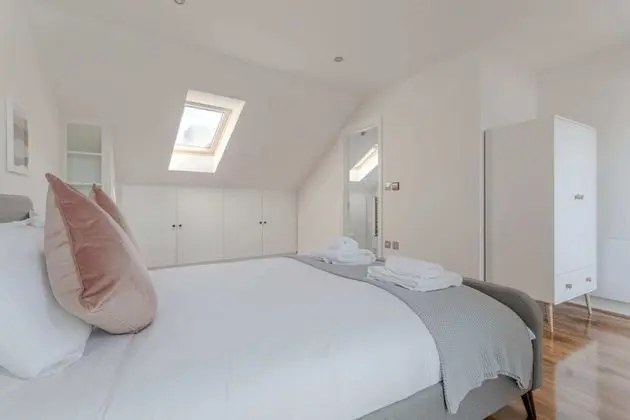 Ev (3 Bedrooms)