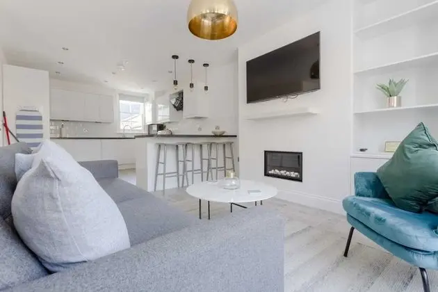 Ev (3 Bedrooms)