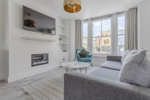 Ev (3 Bedrooms)