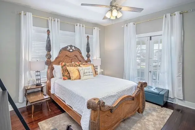 Ev (3 Bedrooms)
