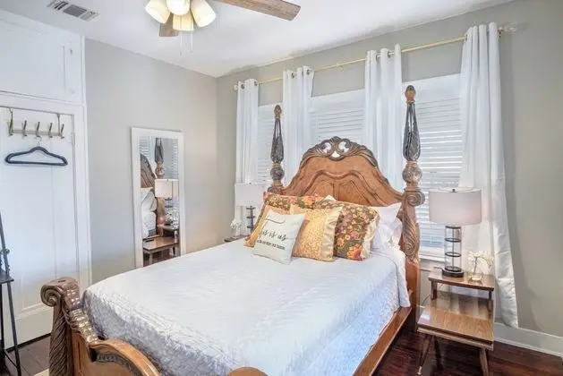 Ev (3 Bedrooms)