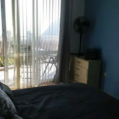 Apart Daire, 1 En Büyük (King) Boy Yatak ve Çekyat