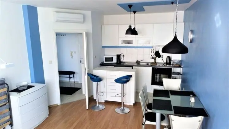 Apart Daire, 1 En Büyük (King) Boy Yatak ve Çekyat