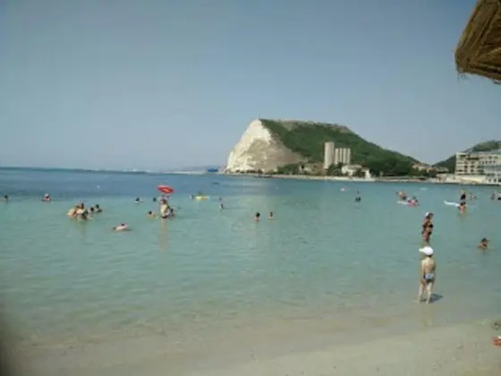 Apart Daire, 1 En Büyük (King) Boy Yatak ve Çekyat