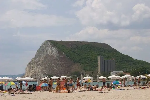 Apart Daire, 1 En Büyük (King) Boy Yatak ve Çekyat