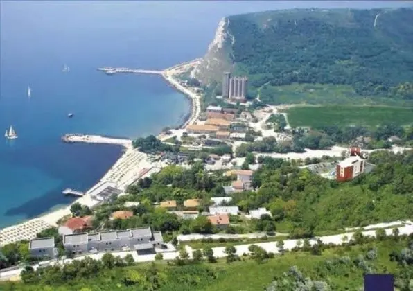 Apart Daire, 1 En Büyük (King) Boy Yatak ve Çekyat