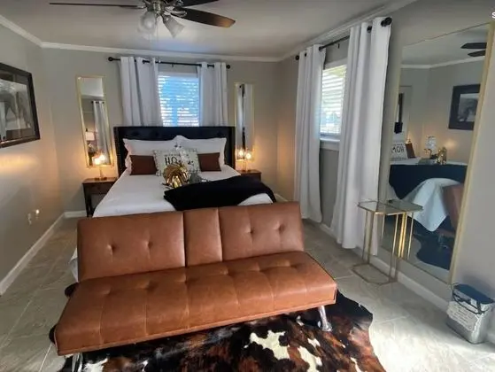 Ev (1 Bedroom)