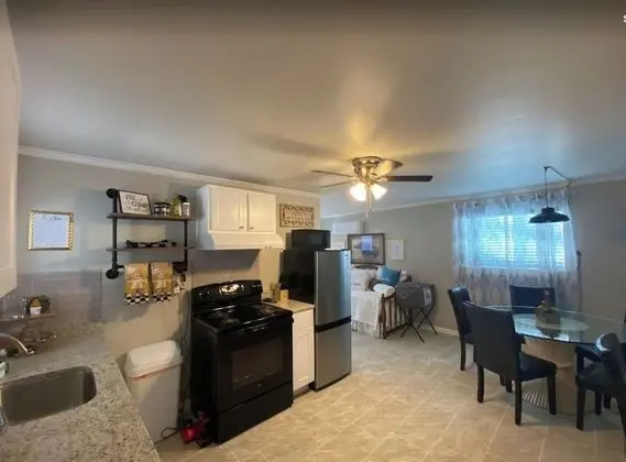 Ev (1 Bedroom)
