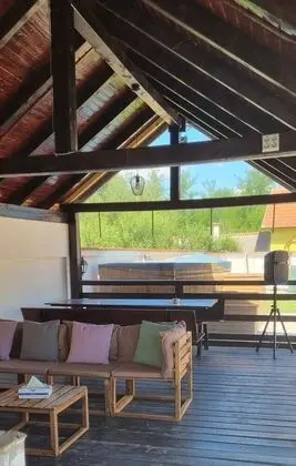 Kulübe, Birden Çok Yatak