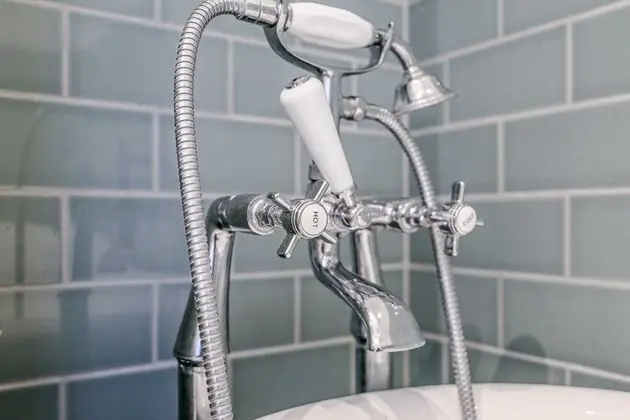 Basic Apart Daire, 1 En Büyük (King) Boy Yatak ve Çekyat