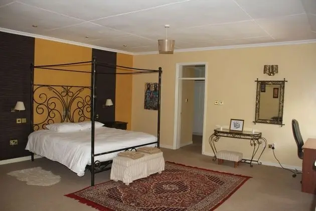 Luxury Oda, 1 En Büyük (King) Boy Yatak
