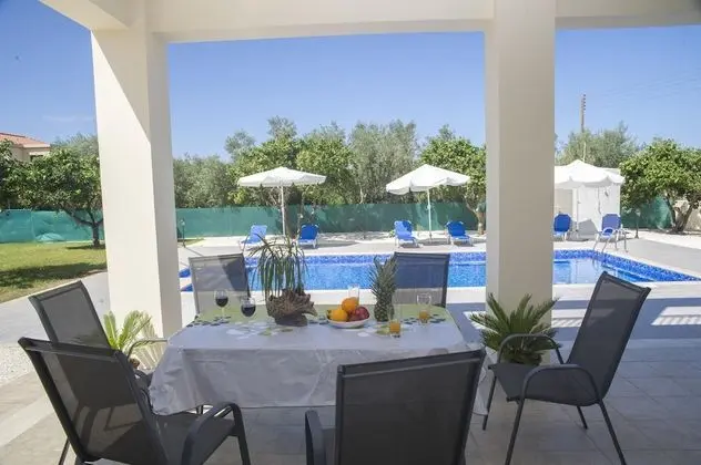 Villa, 4 Yatak Odası, Sigara İçilebilir, Balkon