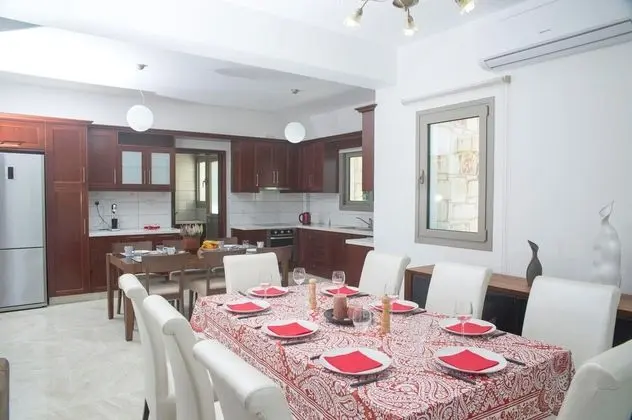 Villa, 4 Yatak Odası, Sigara İçilebilir, Balkon
