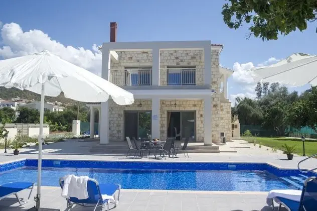 Villa, 4 Yatak Odası, Sigara İçilebilir, Balkon