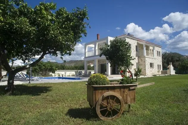 Villa, 4 Yatak Odası, Sigara İçilebilir, Balkon