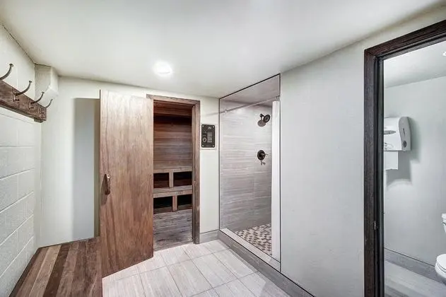 Daire, 1 En Büyük (King) Boy Yatak ve Çekyat (Stunning New Copper Condo - Next to S)