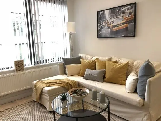 Tek Büyük Yataklı Oda