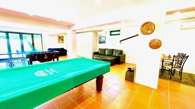 Villa, Sigara İçilebilir