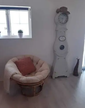 Kulübe, 1 Büyük (Queen) Boy Yatak ve Çekyat