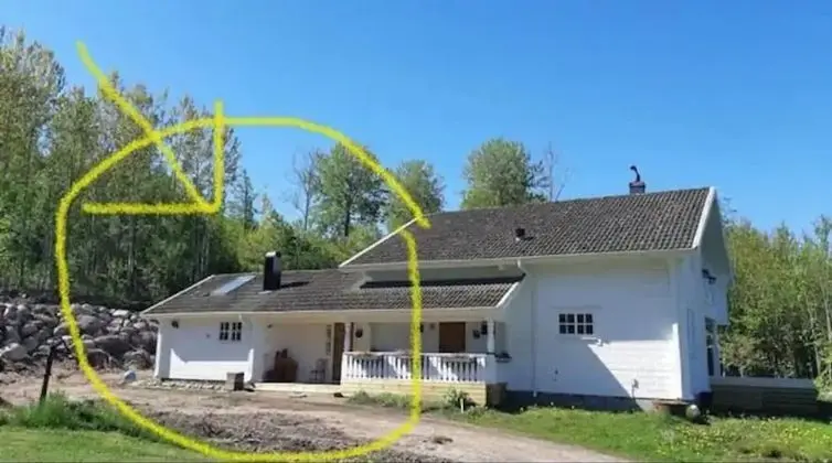 Kulübe, 1 Büyük (Queen) Boy Yatak ve Çekyat