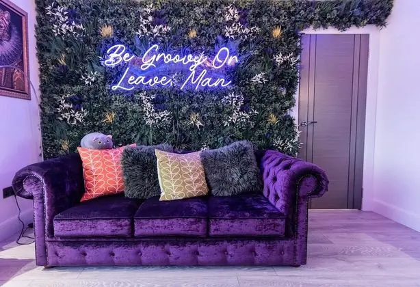 Ev, 1 Büyük (Queen) Boy Yatak