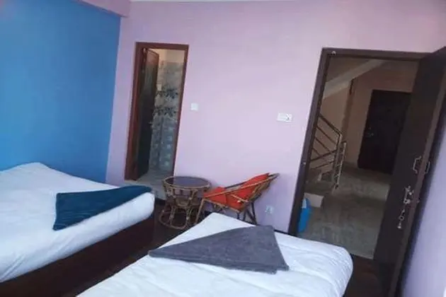 Trekkers Room, Shared Bathroom