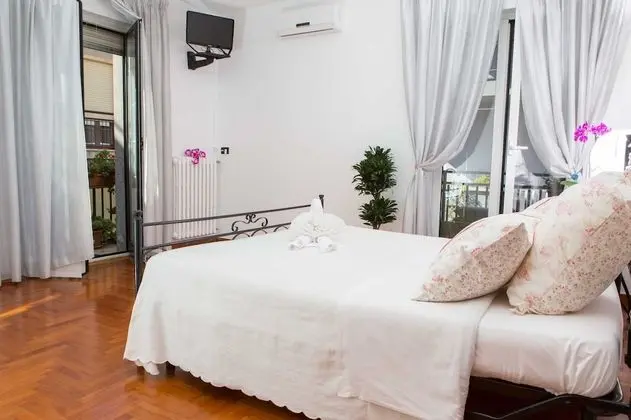 Tek Büyük Yataklı Oda, 1 Büyük (Queen) Boy Yatak