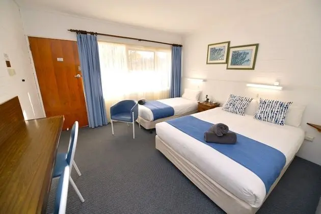 Deluxe Üç Kişilik Oda, Bahçe Manzaralı
