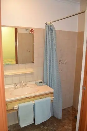 Standard Oda, 1 Büyük (Queen) Boy Yatak