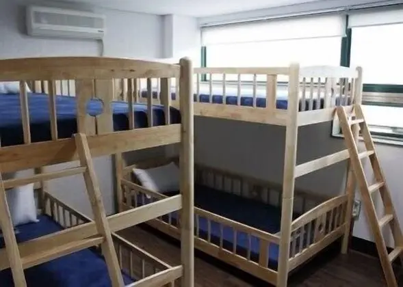 Ortak Ranzalı Oda, Sadece kadınlar için (4 Persons, Foreigners Only)