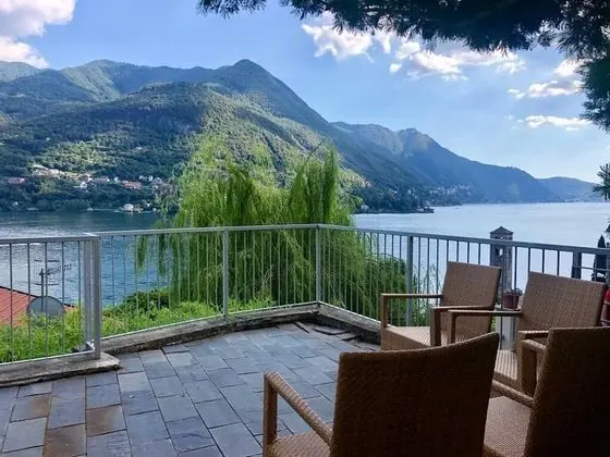 Apart Daire, 1 Yatak Odası, Balkon, Göl Manzaralı