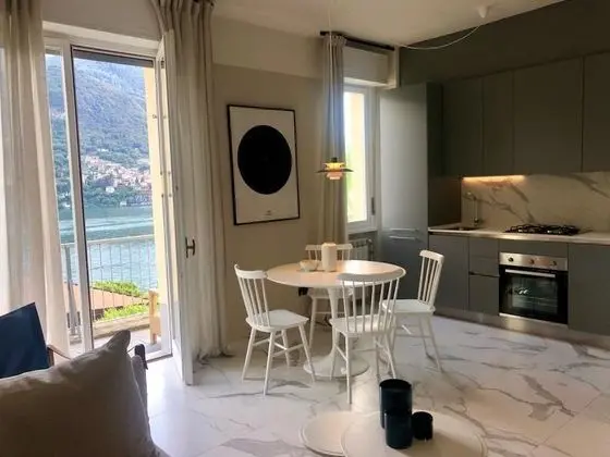 Apart Daire, 1 Yatak Odası, Balkon, Göl Manzaralı