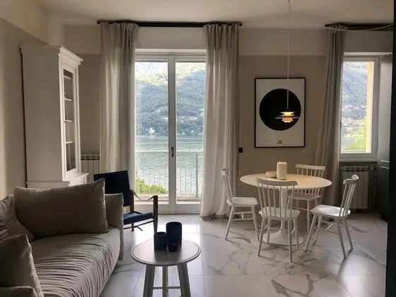 Apart Daire, 1 Yatak Odası, Balkon, Göl Manzaralı