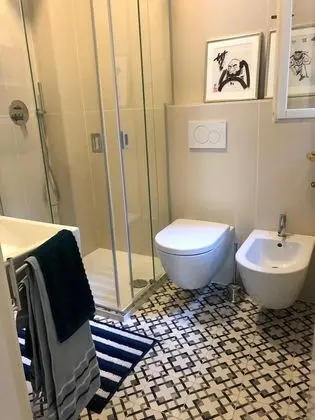 Apart Daire, 1 Yatak Odası, Balkon, Göl Manzaralı