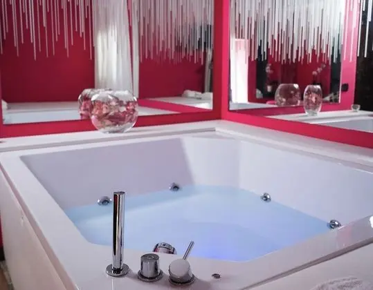 Romantic Tek Büyük Yataklı Oda, 1 En Büyük (King) Boy Yatak, Küvet