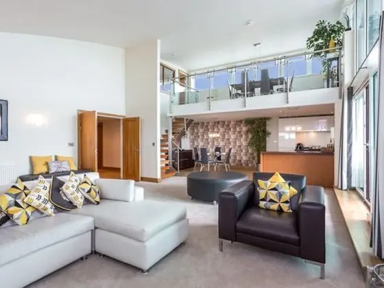 Ev (3 Bedrooms)