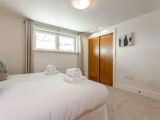 Ev (3 Bedrooms)