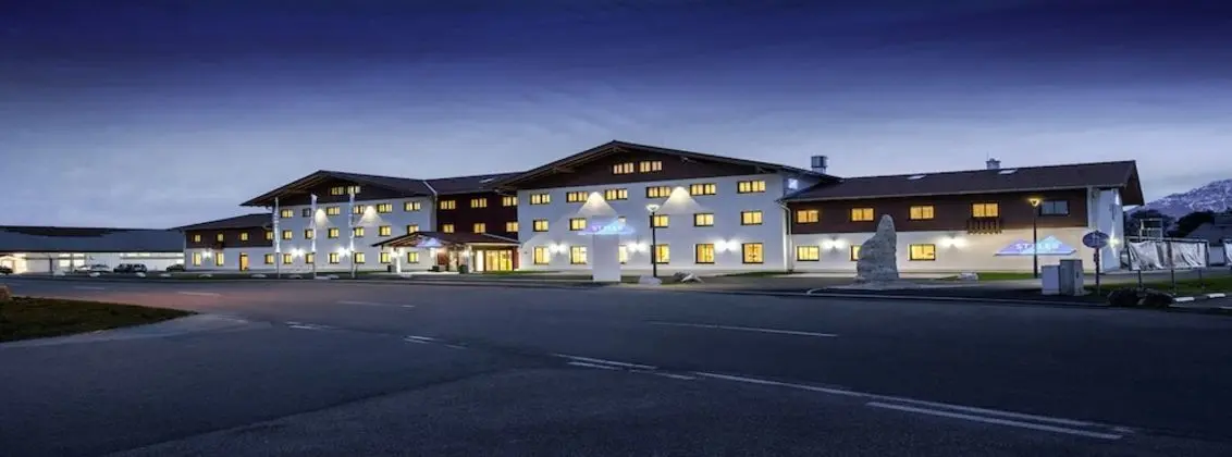 Üç Kişilik Oda, Özel Banyo