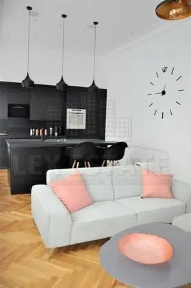 Apart Daire, 1 Büyük (Queen) Boy Yatak