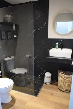 Basic Apart Daire, 2 Büyük (Queen) Boy Yatak